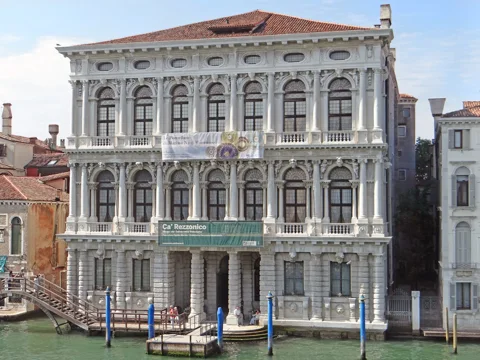 Музей Ка-Редзонико — дольчевита XVIII столетия