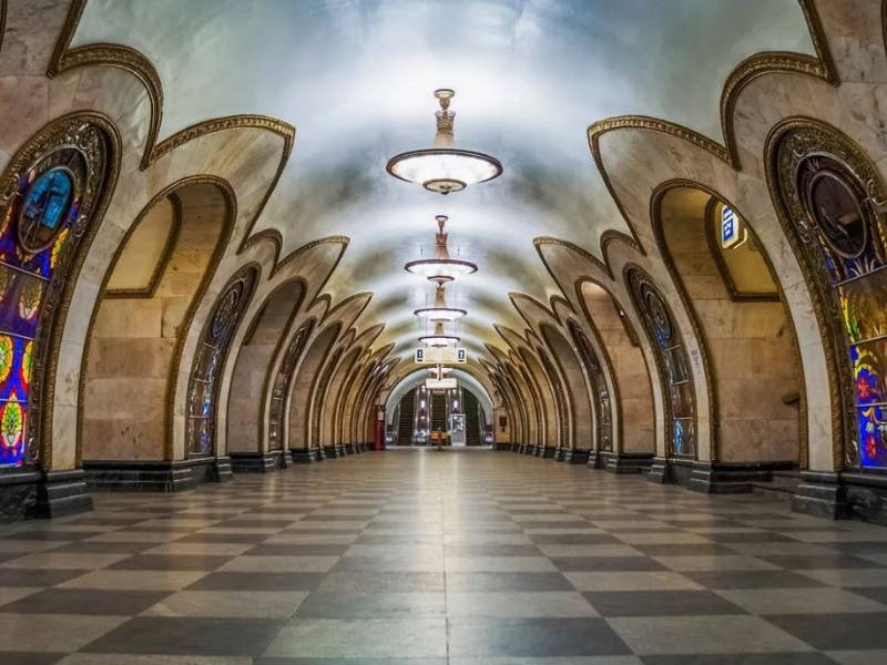 Подземные дворцы Москвы: история и архитектура Московского метро