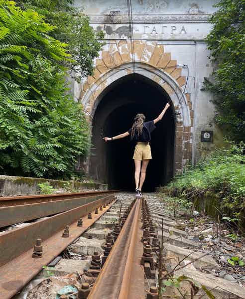 Фото-тур в Абхазию забытые здания: Гагра, Мандариновый сад и Пицунда! - фото 2