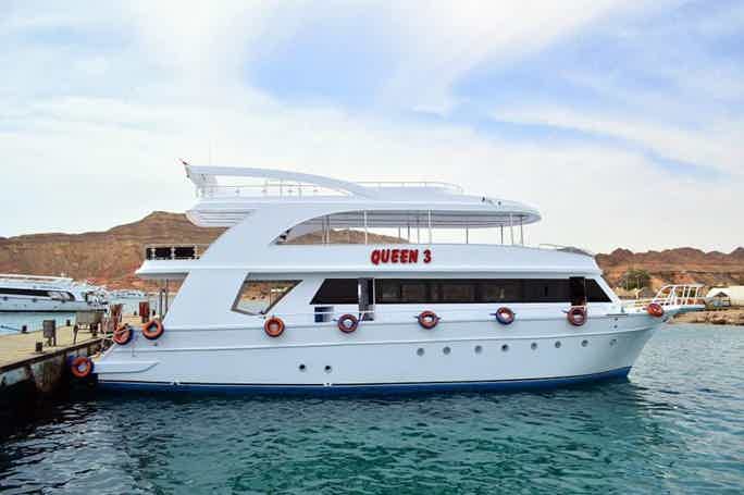 Индивидуальная VIP яхта в Рас-Мохаммед