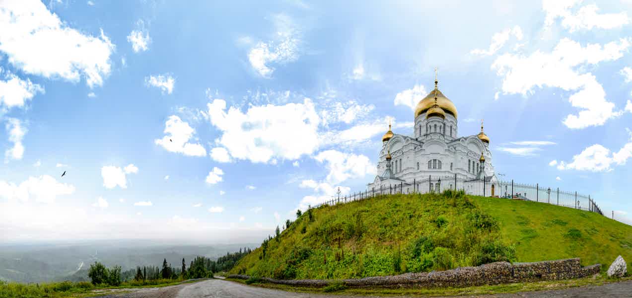 Величественный Белогорский монастырь — место силы и красоты - фото 6