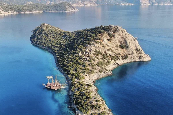 Морской круиз с обедом, купанием и снорклингом: 6 островов и Долина Бабочек — фото 2, Олюдениз | Покатаем