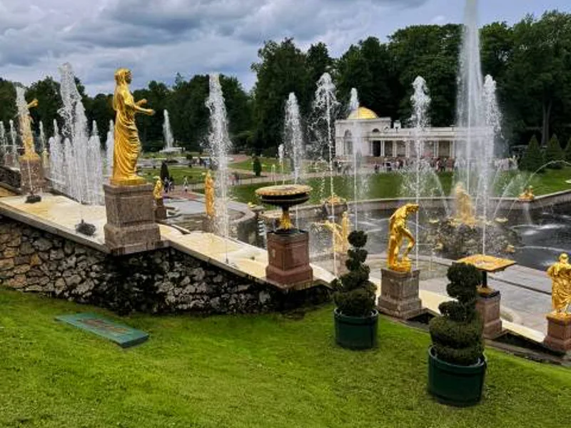 Величие Петергофа: откройте для себя царскую резиденцию — фото 4, Санкт-Петербург | Покатаем