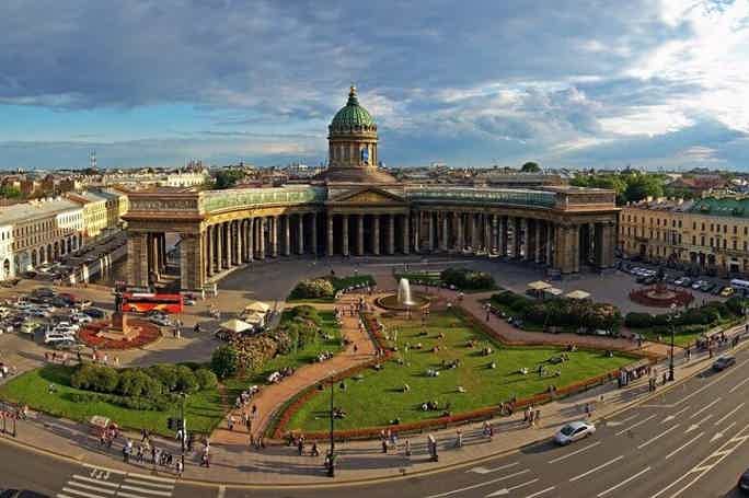 Прогулка по центру Санкт-Петербурга 