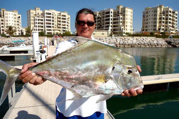 Глубоководная рыбалка в Абу-Даби