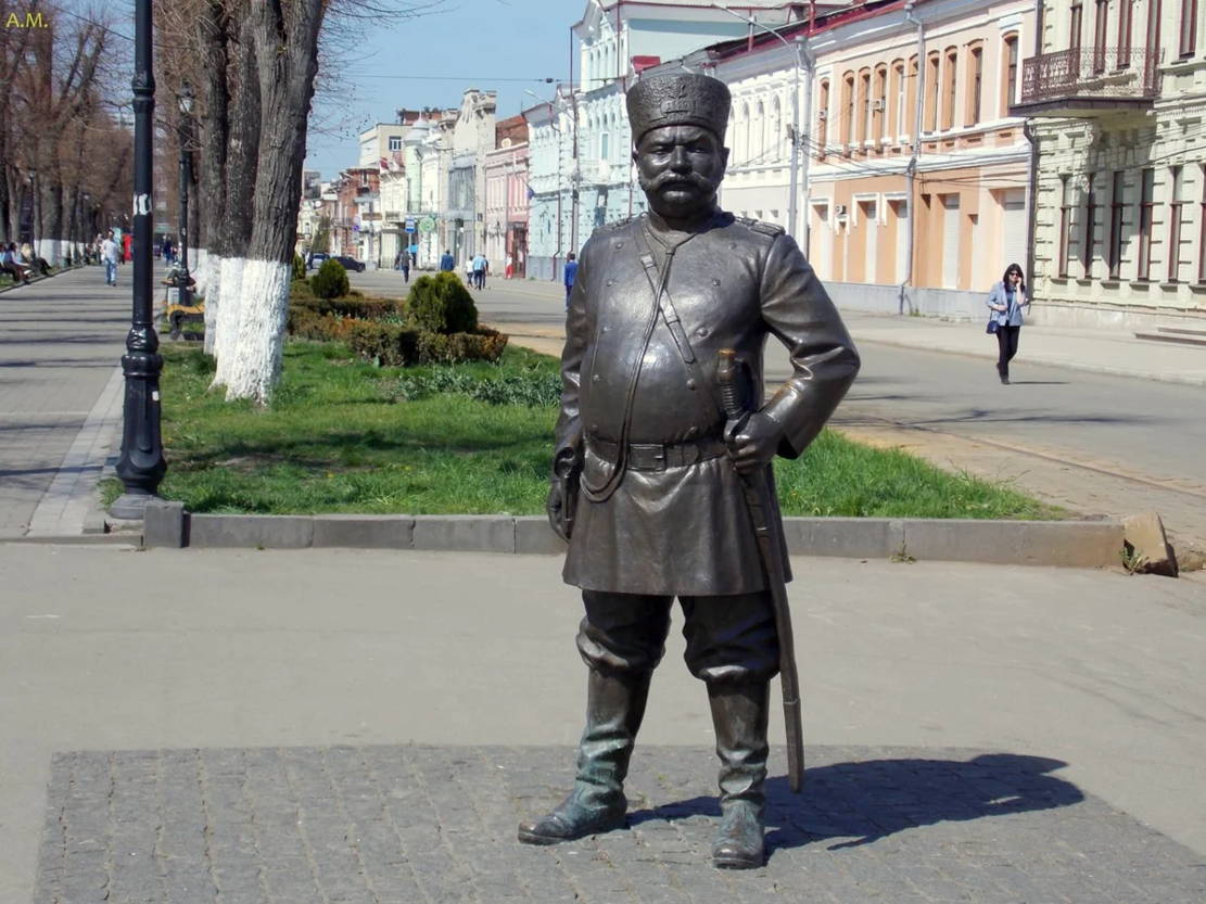 Скульптура городовой Владикавказ
