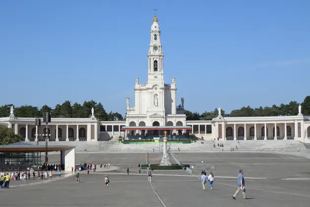 Групповая экскурсия в Обидуш, Алкобасу, Баталью, Фатима, Назаре — фото 2