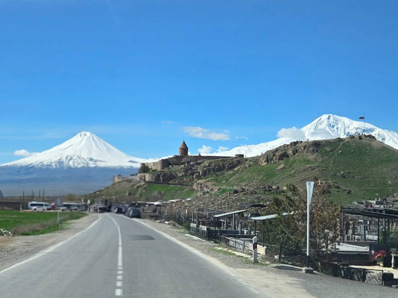 Хор Вирап,Арени, Нораванк