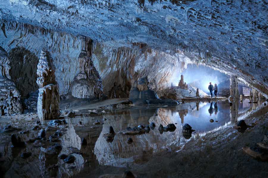 Постойнская пещера, Предъямский замок - фото 4