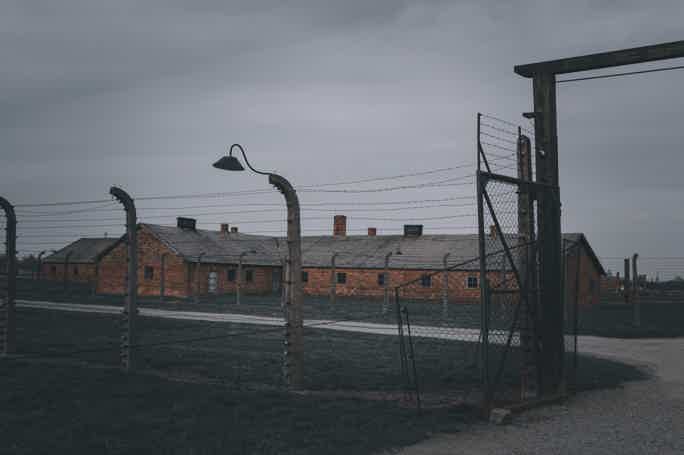 Von Krakau aus: Auschwitz-Birkenau & Salzbergwerk Tour mit Mittagessen