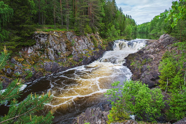 Тур на выходные в Карелию: остров Кижи, водопад Кивач (2 дня)