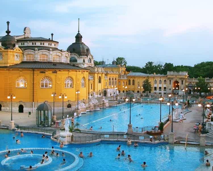 Купальни Сечени и вечерний круиз с живой музыкой и гуляшом - фото 3