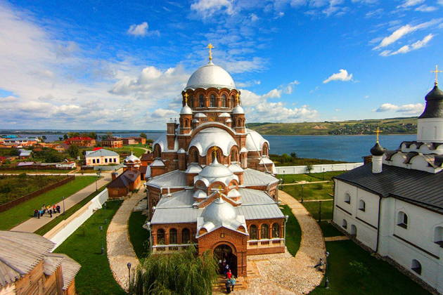 Форпост Ивана Грозного — остров-град Свияжск