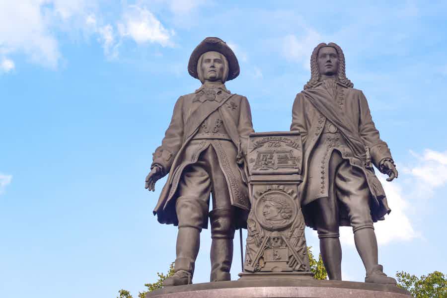 «Екатеринбург советского времени: маршрут-квест по архитектуре» - фото 1