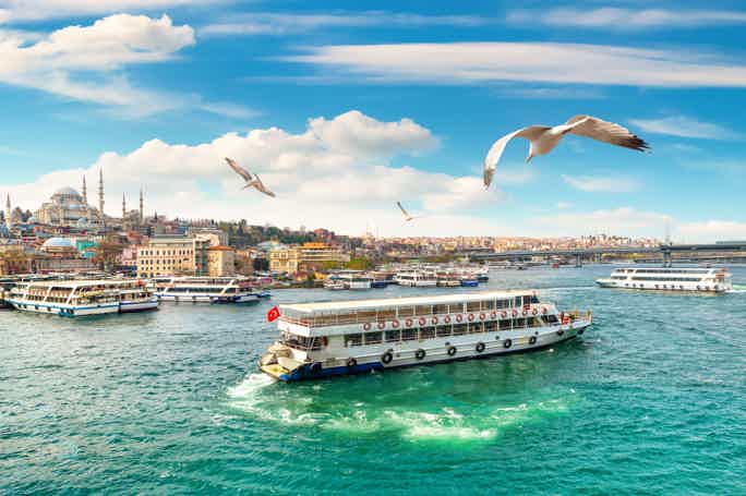 Istanbul: Bosporus-Bootsfahrt mit Audio-App