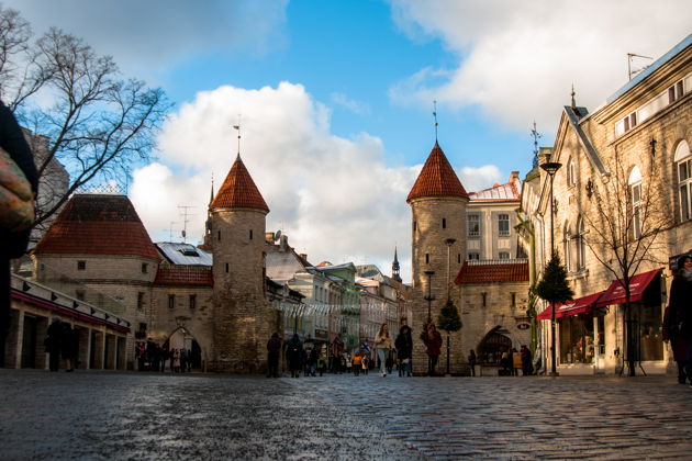 Стены и башни средневекового Таллина — свидетели многовековой истории