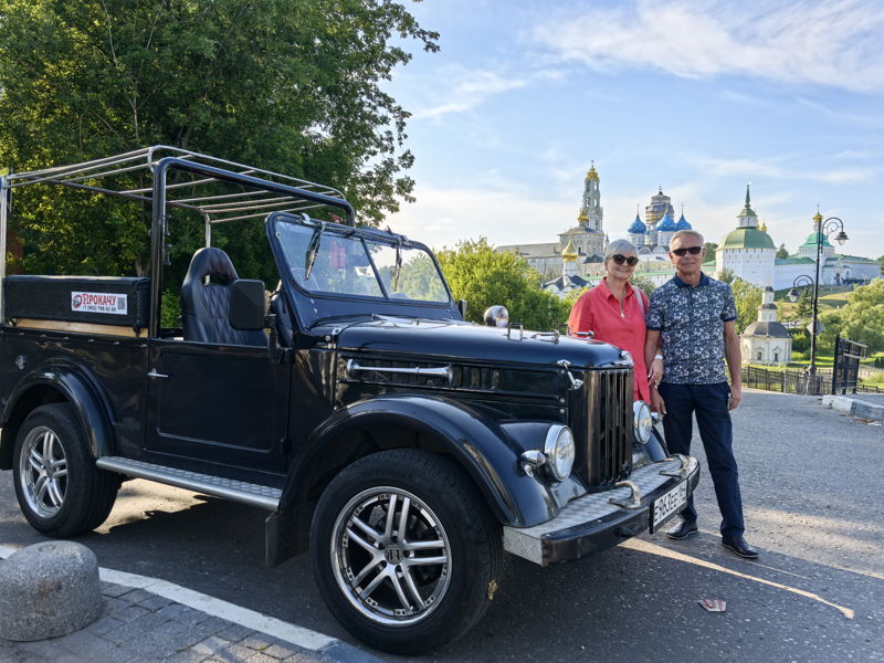 Обзорная экскурсия на РетроАвто «Восток» - экскурсия в Сергиев Посад, Россия