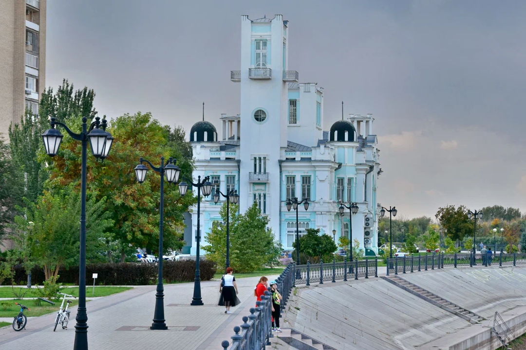 Астрахань сквозь века: Белый город, набережная и Кремль — фото 5
