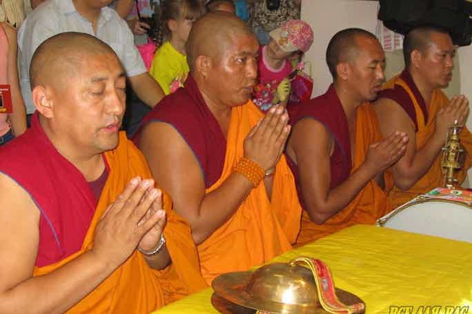 В гости к тибетским монахам