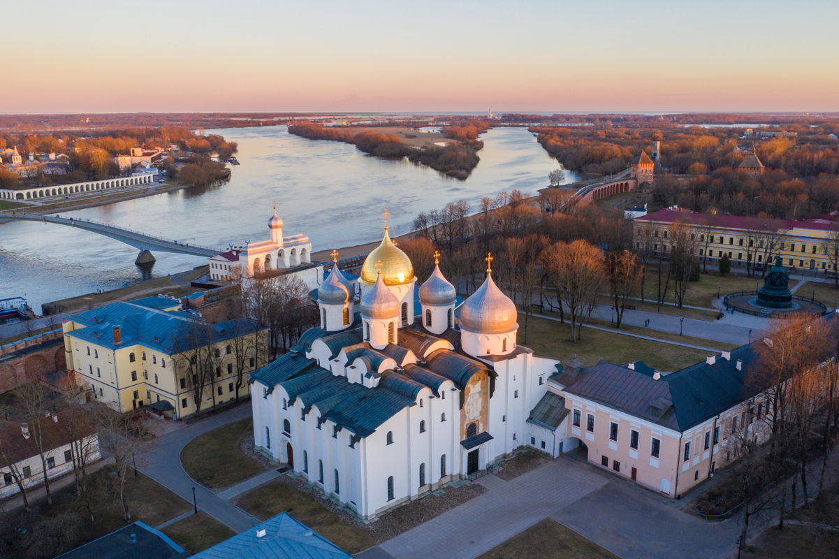 Обзорная экскурсия по историческому центру Великого Новгорода