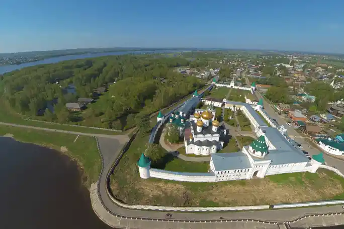 Кострома в VR: от стереоскопов до захватывающих полётов