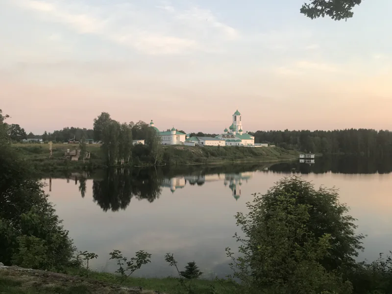 В Свято-Троицкий Александро-Свирский и Введено-Оятский монастыри — фото 4, Санкт-Петербург | Покатаем