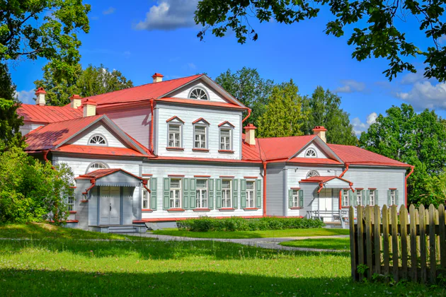 Места русской интеллигенции: авто-экскурсия в Мураново и Абрамцево — экскурсия, Москва | Покатаем