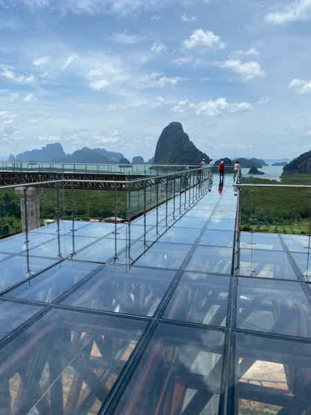 Светящийся планктон и стеклянный мост: SPA и остров Джеймса Бонда - фото 5