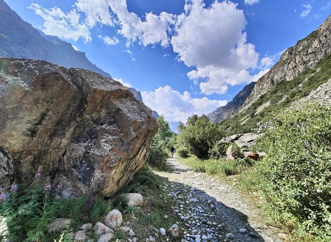 Nature's Harmony: Ala-Archa & Chunkurchak — tour in Bishkek, Kyrgyzstan | Pokataem