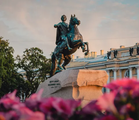 Медный Всадник — Памятник Екатерине II. Невский и прилегающие кварталы