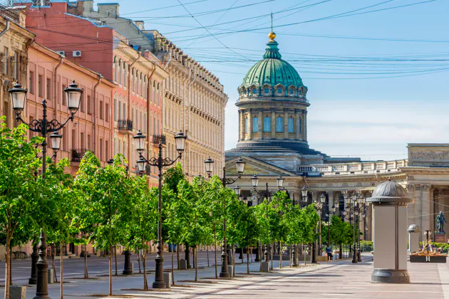 Обзорная по Петербургу на авто или нескучные рассказы от местного гида — фото 2