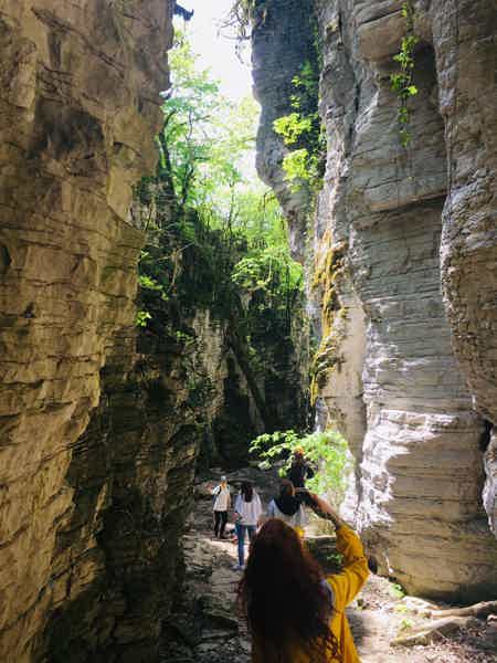 Экскурсия на джипах в пещеру и древний каньон Сочи! - фото 4