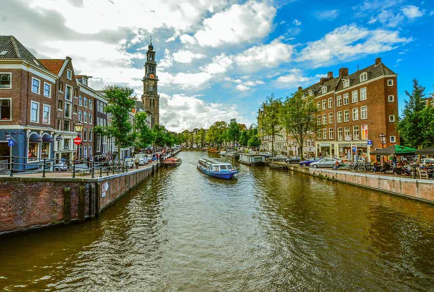 По каналам города на кораблике с голландским вином и сыром - фото 6