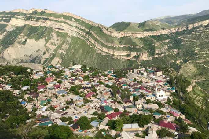 Горный Дагестан — аул Гуниб и Салтинское ущелье из Дербента
