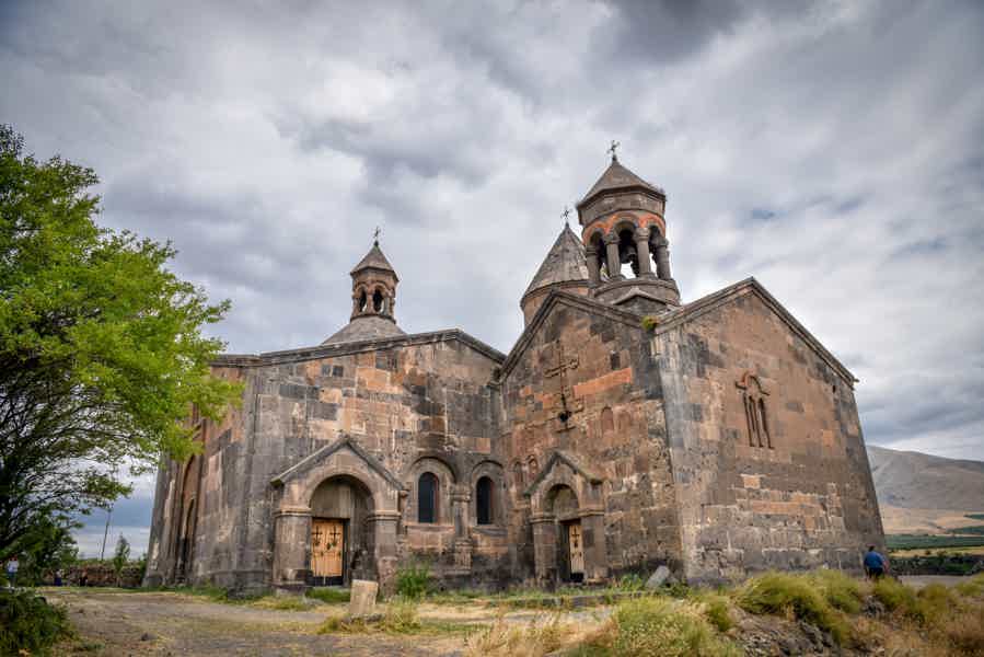 Йога-день в Армении: Сагмосаванк, Аллея букв и отдых в Апаран Парке - фото 4