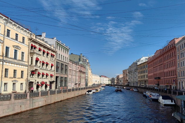 Виды Пешеходная обзорная экскурсия по центру Петербурга
