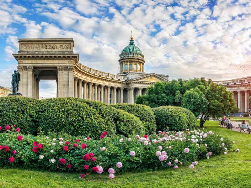Трансфер из аэропорта с обзорной экскурсией по Петербургу - фото 3