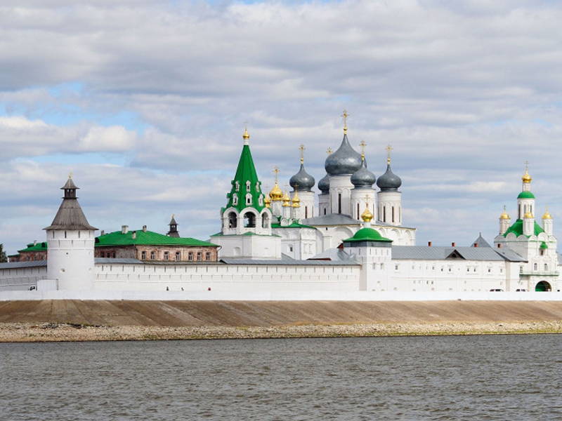 Макарьевский монастырь: от ярмарки до ярмарки. Плюс Канатная дорога.