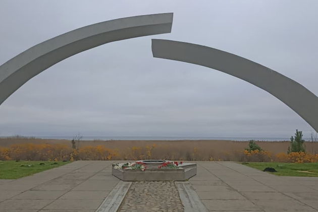 Фото к экскурсии Дорога жизни и Пискаревское кладбище