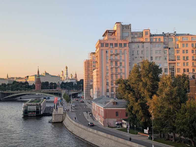Городской квест: «Красный Октябрь и тайны Балчуга» (без гида) - фото 1