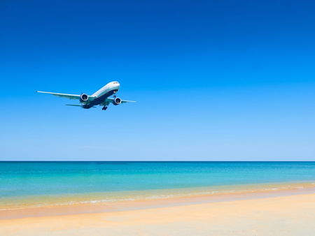 Пляж с самолетами Най Янг