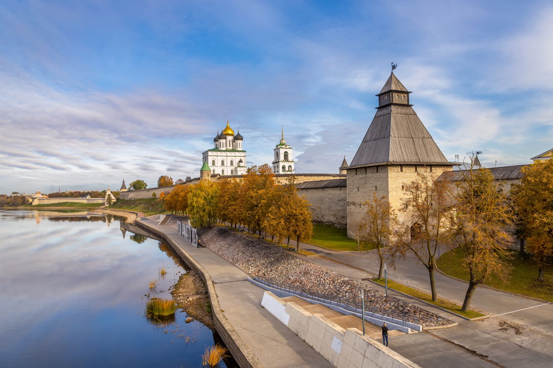 Сила псковской земли: Псков, Печерский монастырь и Изборская крепость — фото 1
