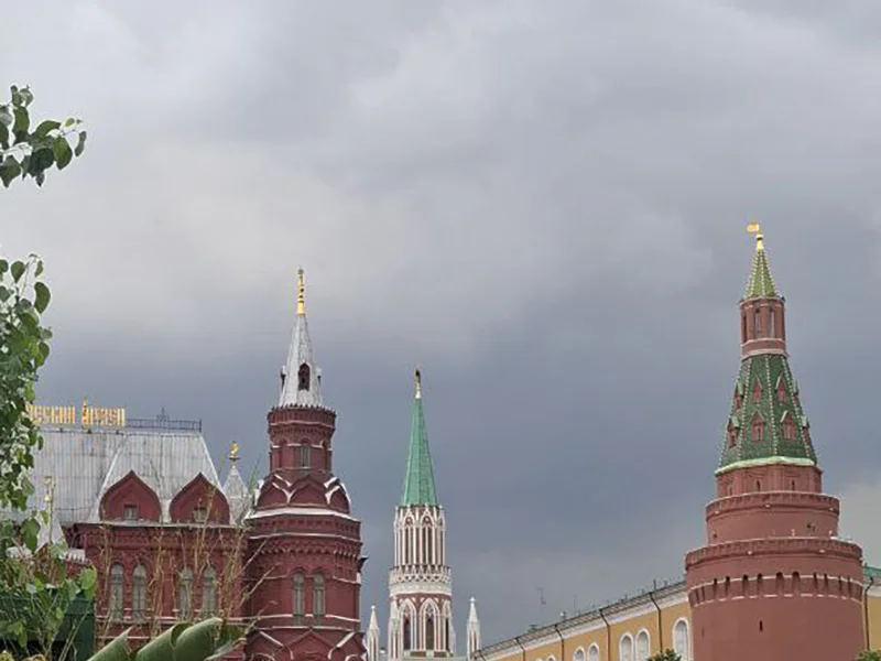Александровский сад — прогулка с открытиями у стен Кремля — фото 3, Москва | Покатаем