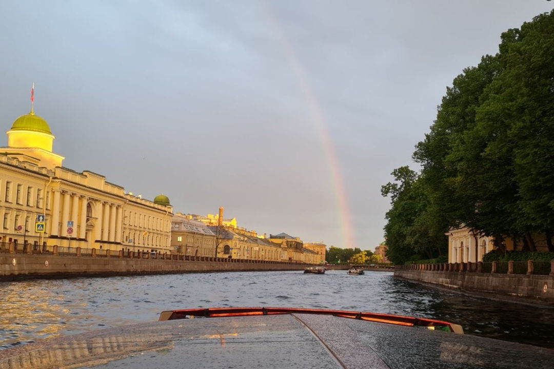 «По водному сердцу города» — уникальный маршрут на 11-местном катере — фото 7