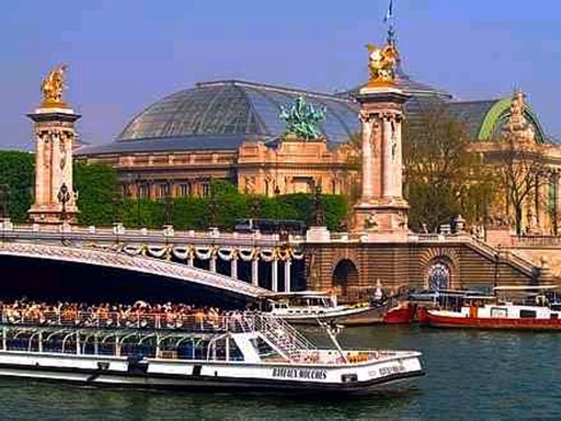 Бесплатные развлечения в Париже 2026: что посмотреть без трат