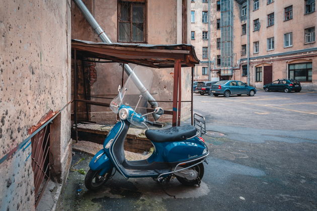 Фото к экскурсии Прогулка по настоящему Петербургу. Проходные дворы Моховой.