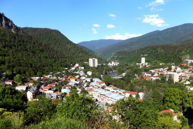 Виды Древний Уплисцихе и живая вода Боржоми
