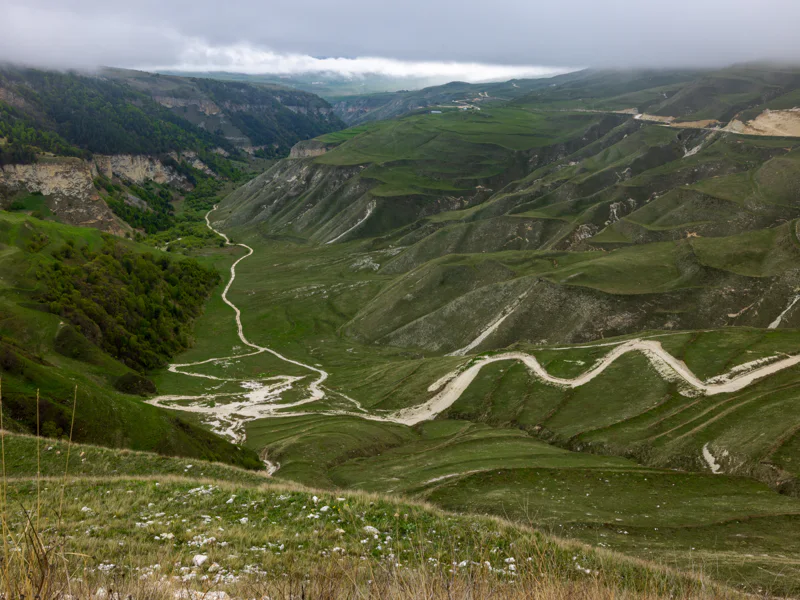 Горная Чечня из Кисловодска: озёра, древние башни и мечети — фото 6, Кисловодск | Покатаем