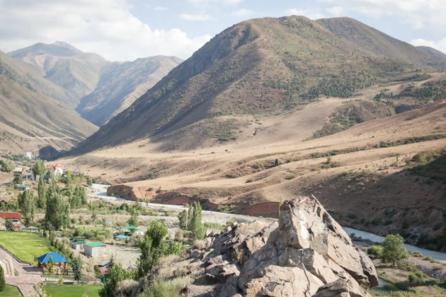 Небесный мост, Аламединское ущелье и центр отдыха Архар