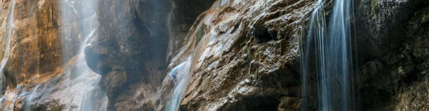 Чегемские водопады, Голубое озеро, купание в источниках Аушигера